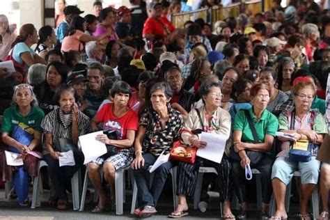 Mandaluyong passes ordinance granting cash incentive to senior citizens.